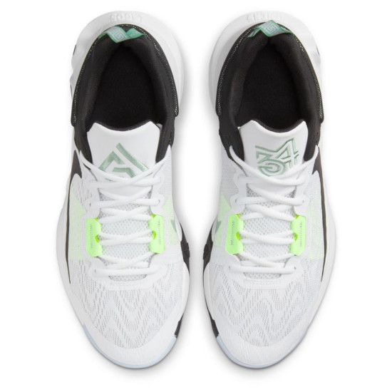 Nike Giannis Immortality 2 Nike Giannis Immortality 2